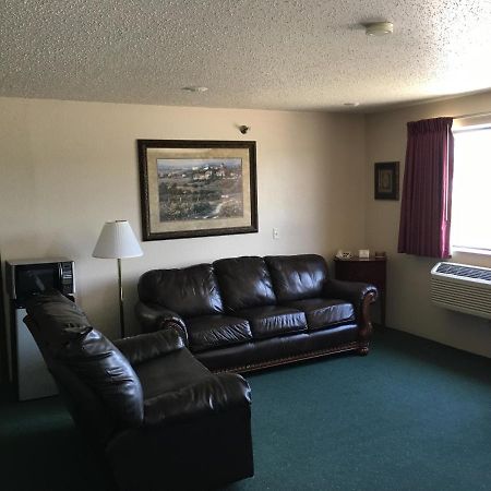 Cassville Four Seasons Inn & Suites ภายนอก รูปภาพ