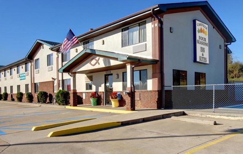Cassville Four Seasons Inn & Suites ภายนอก รูปภาพ